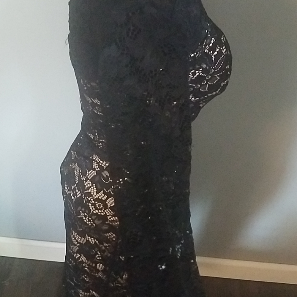 Dress - Picture 6 of 8